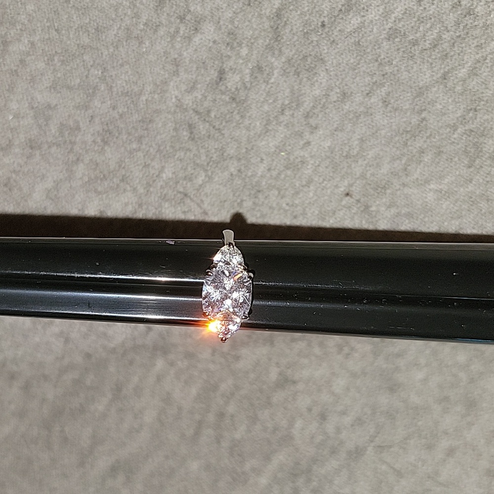 Ring - Picture 4 of 8